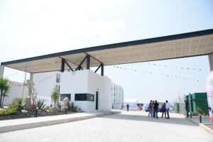 Calle principal La Cima del Bosque